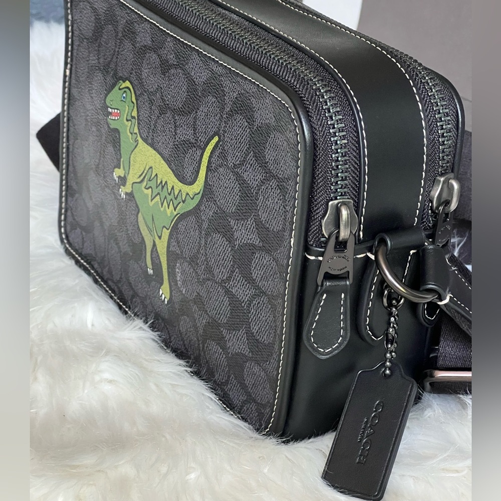 💰SOLD - CF076 - Coach Charter Crossbody 24 Signature Canvas with Rexy - Picture 4 of 13